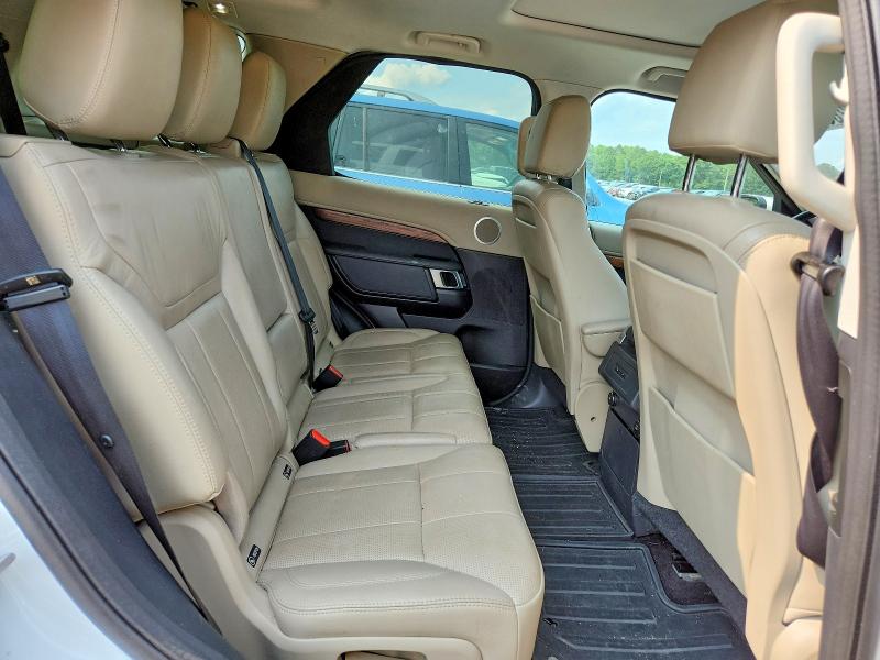 58286686 :رقم المزاد ، SALRGBBV1HA045809 vin ، 2017 Land Rover Discovery مزاد بيع