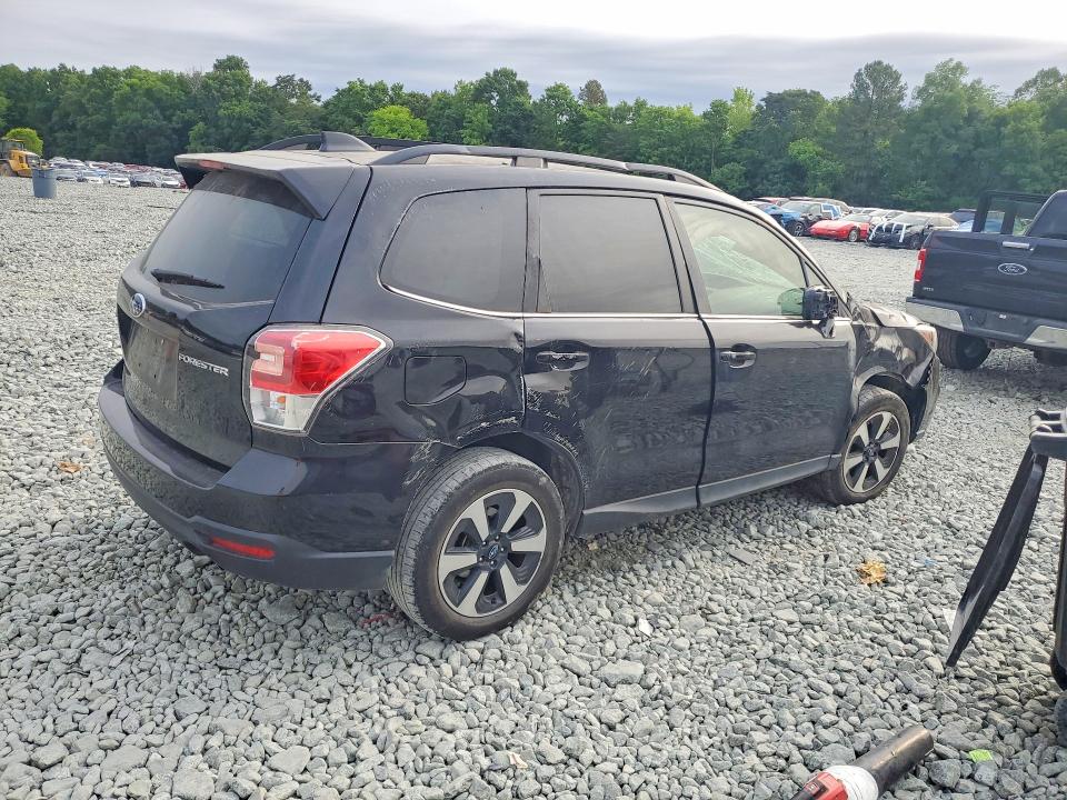 Продаж на аукціоні авто 2018 Subaru Forester, vin: JF2SJAJC2JH499621, номер лоту: 56582656