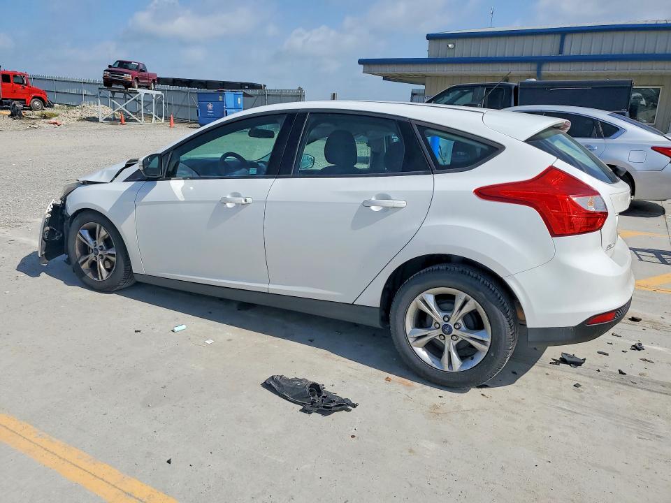 59185276 :رقم المزاد ، 1FADP3K22EL200015 vin ، 2014 Ford Focus مزاد بيع