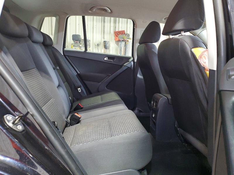58845736 :رقم المزاد ، WVGBV7AX1BW527975 vin ، 2011 Volkswagen Tiguan مزاد بيع