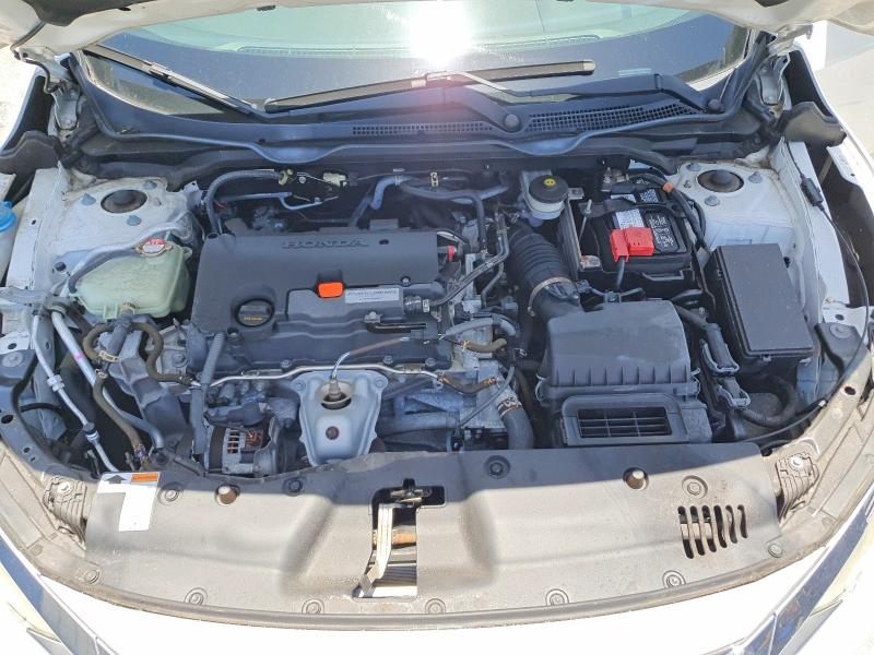 57558396 :رقم المزاد ، 19XFC2F71JE005878 vin ، 2018 Honda Civic مزاد بيع
