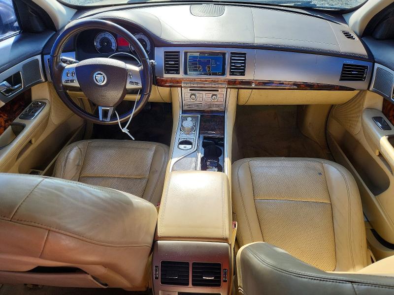 2011 Jaguar Xf მანქანა იყიდება აუქციონზე, vin: SAJWA0GB8BLS18379, აუქციონის ნომერი: 57341346