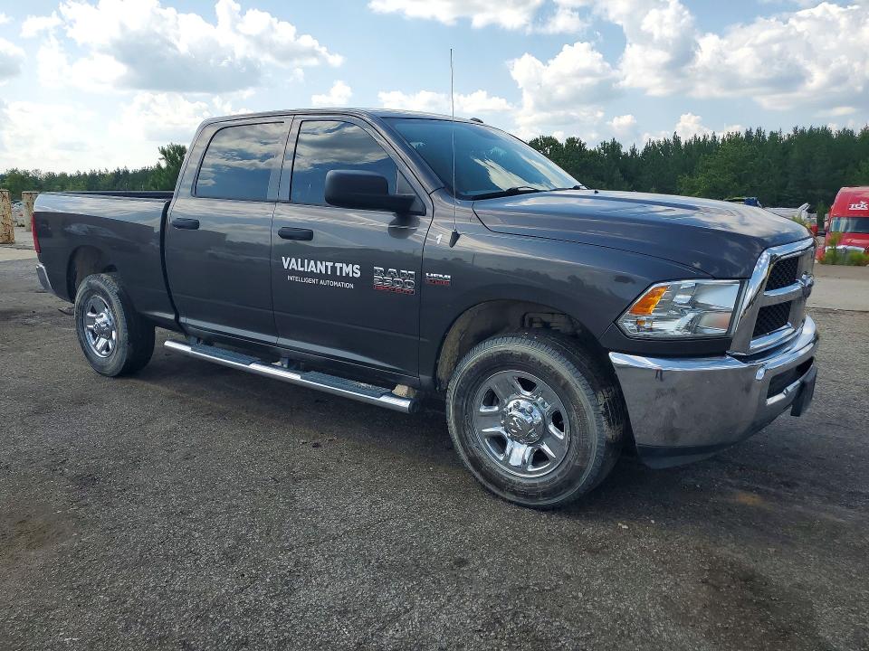 58876206 :رقم المزاد ، 3C6TR4CT3JG189117 vin ، 2018 Ram 2500 مزاد بيع