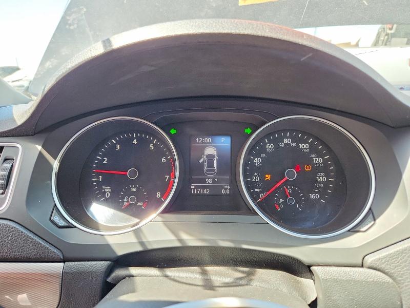 58747796 :رقم المزاد ، 3VWDB7AJ7HM341042 vin ، 2017 Volkswagen Jetta مزاد بيع