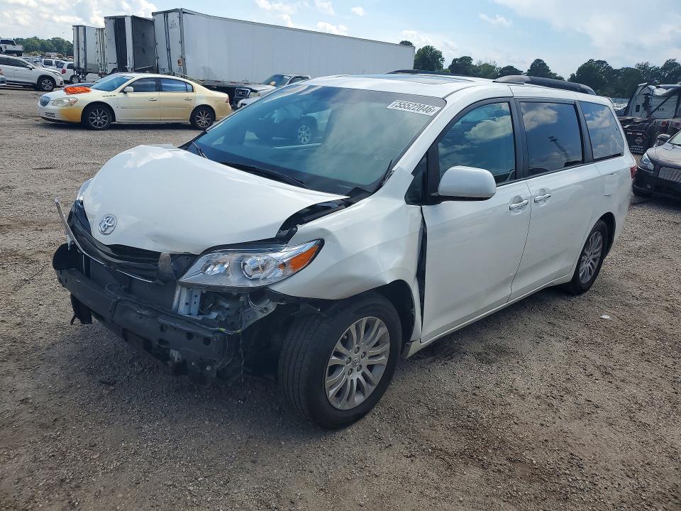 Aukcja sprzedaży 2017 Toyota Sienna, vin: 5TDYZ3DC4HS802980, numer aukcji: 55522046