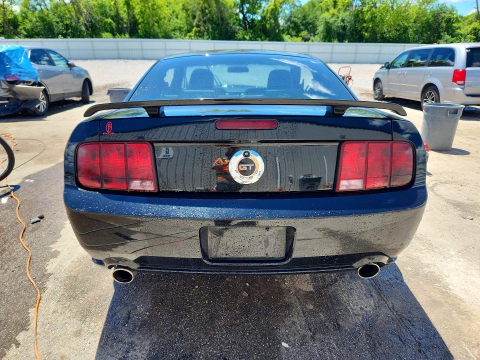 57503966 :رقم المزاد ، 1ZVHT82H365228269 vin ، 2006 Ford Mustang مزاد بيع