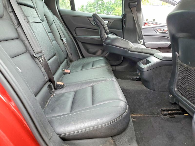 Продаж на аукціоні авто 2019 Volvo V60, vin: YV1102EK1K2337837, номер лоту: 55584926