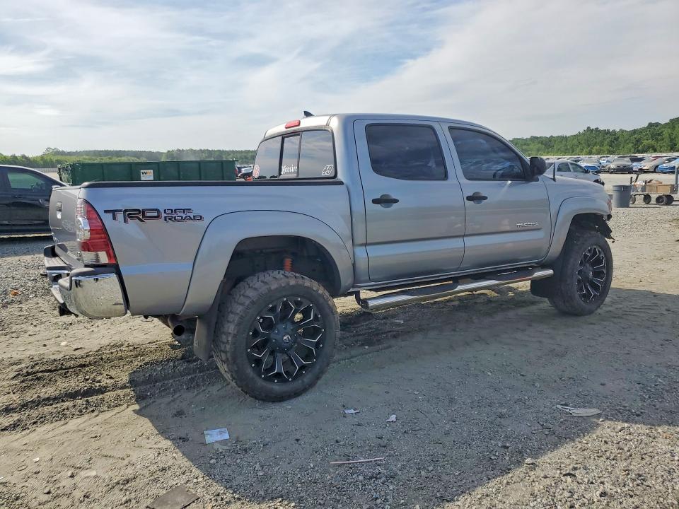 56401116 :رقم المزاد ، 3TMLU4EN3FM167195 vin ، 2015 Toyota Tacoma مزاد بيع