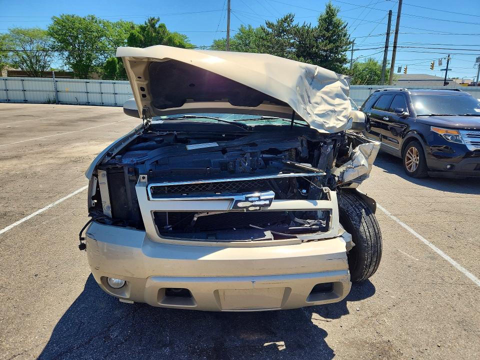 54952486 :رقم المزاد ، 1GNFK13077R138573 vin ، 2007 Chevrolet Tahoe مزاد بيع