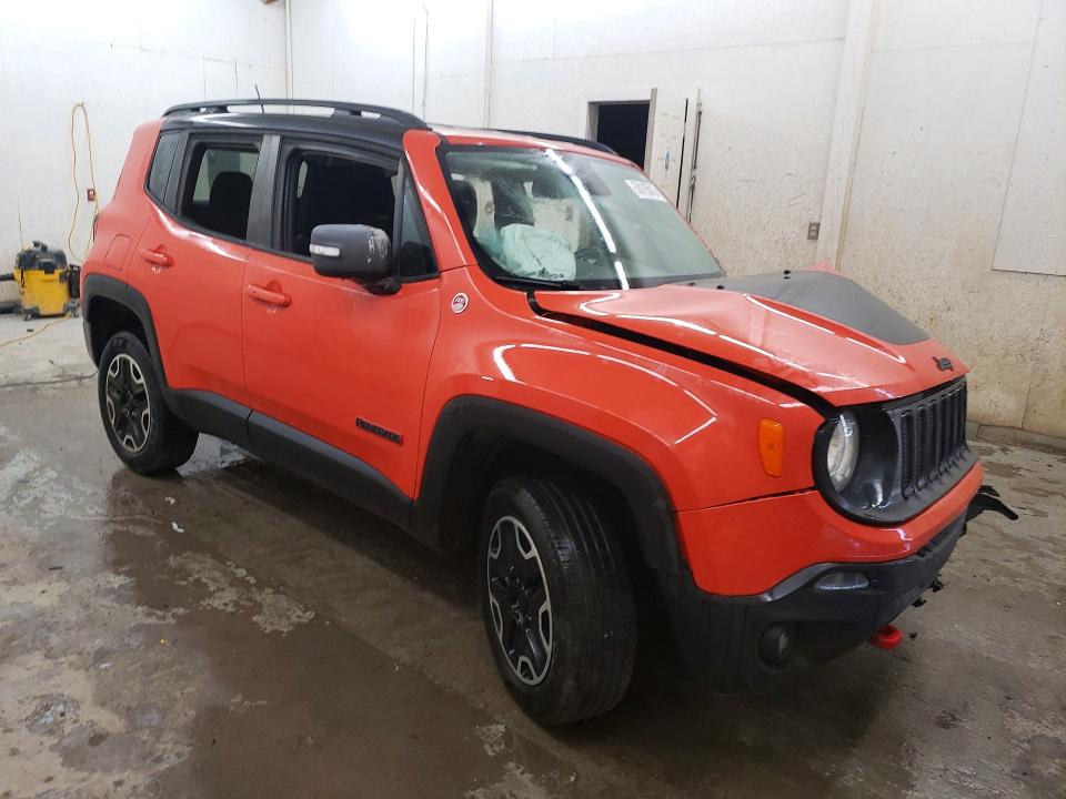 2016 Jeep Renegade მანქანა იყიდება აუქციონზე, vin: ZACCJBCT1GPE04523, აუქციონის ნომერი: 58105016