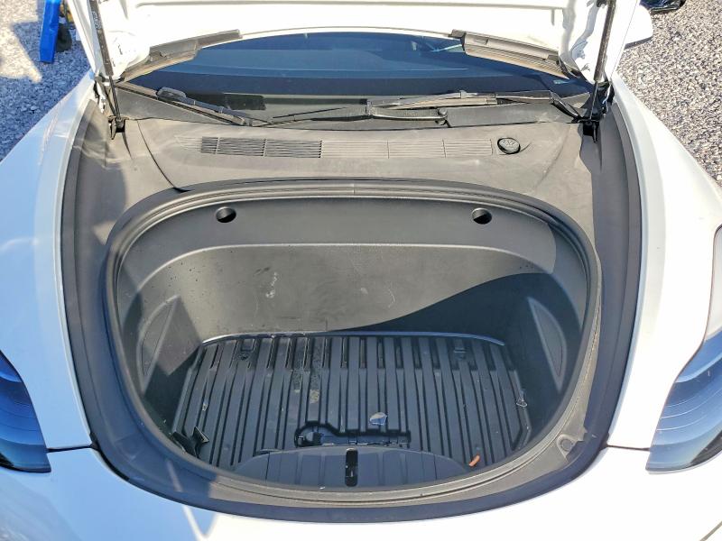 Продажа на аукционе авто 2023 Tesla Model 3, vin: 5YJ3E1EAXPF640203, номер лота: 56132256