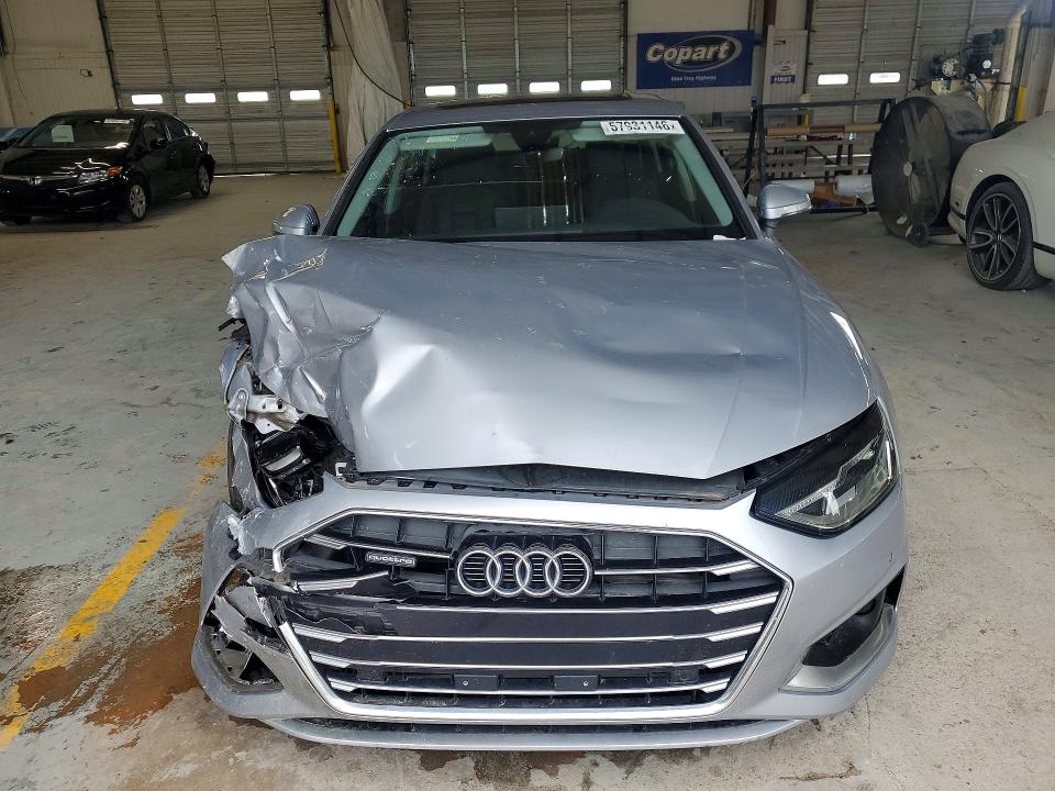 57931146 :رقم المزاد ، WAUABAF44MA057085 vin ، 2021 Audi A4 مزاد بيع