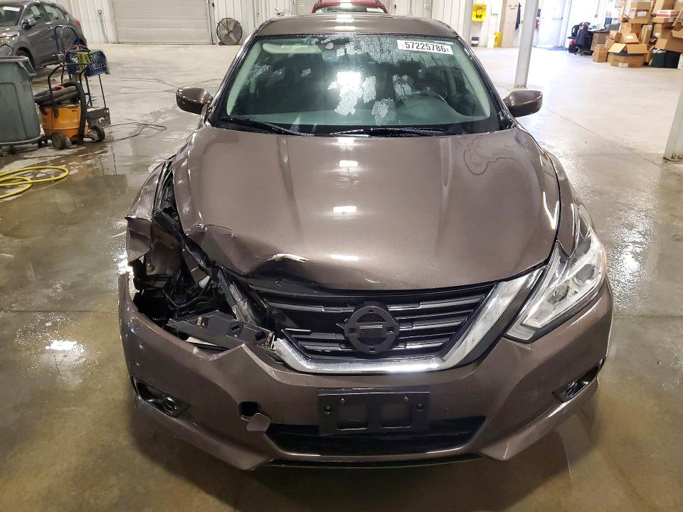 2016 Nissan Altima მანქანა იყიდება აუქციონზე, vin: 1N4AL3AP2GC235183, აუქციონის ნომერი: 57225786