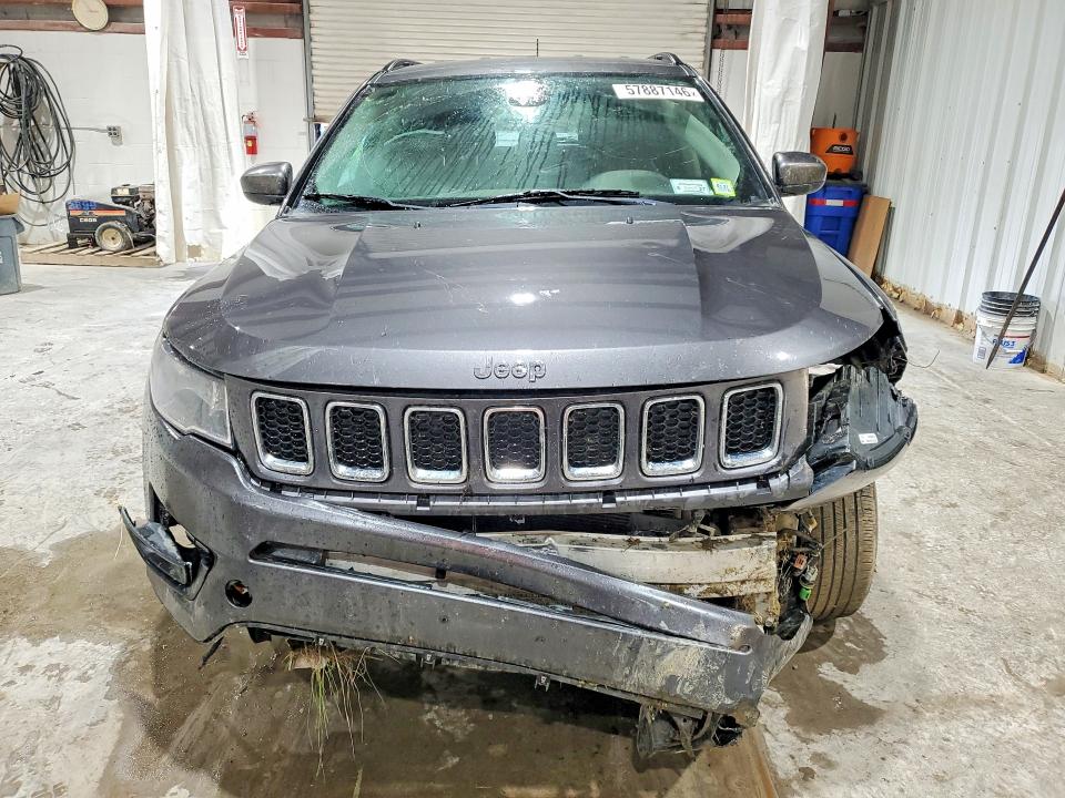 57887146 :رقم المزاد ، 3C4NJDBB2MT504468 vin ، 2021 Jeep Compass مزاد بيع