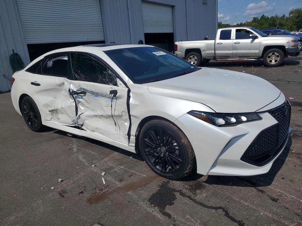 85626165 :رقم المزاد ، 4T1EA1ABXNU011186 vin ، 2022 Toyota Avalon مزاد بيع