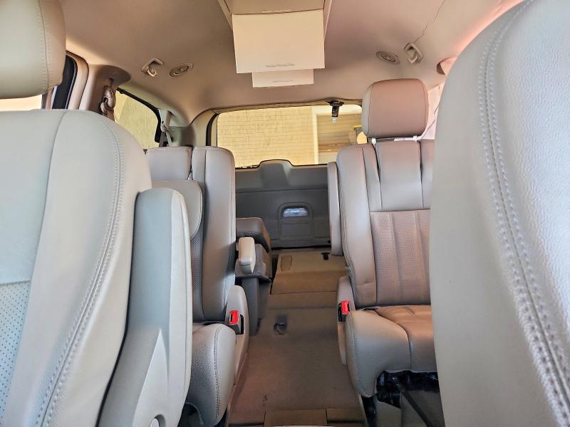 Auction sale of the 2015 Chrysler Town & Country, vin: 2C4RC1CG6FR639012, lot number: 85791345