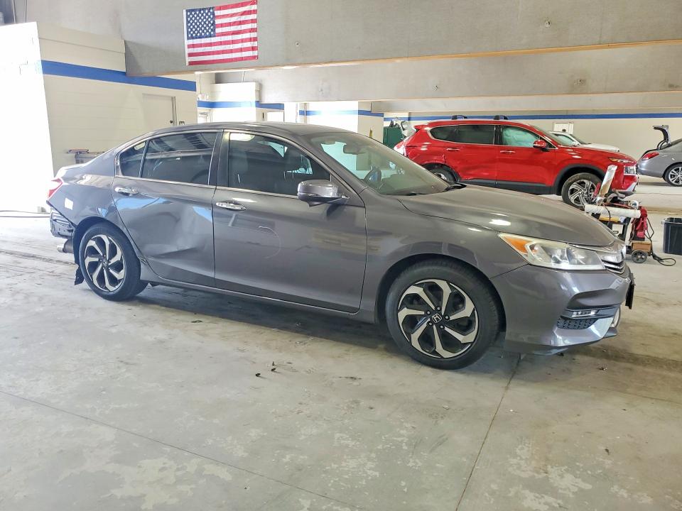 Продажа на аукционе авто 2017 Honda Accord, vin: 1HGCR2F95HA269493, номер лота: 56122496