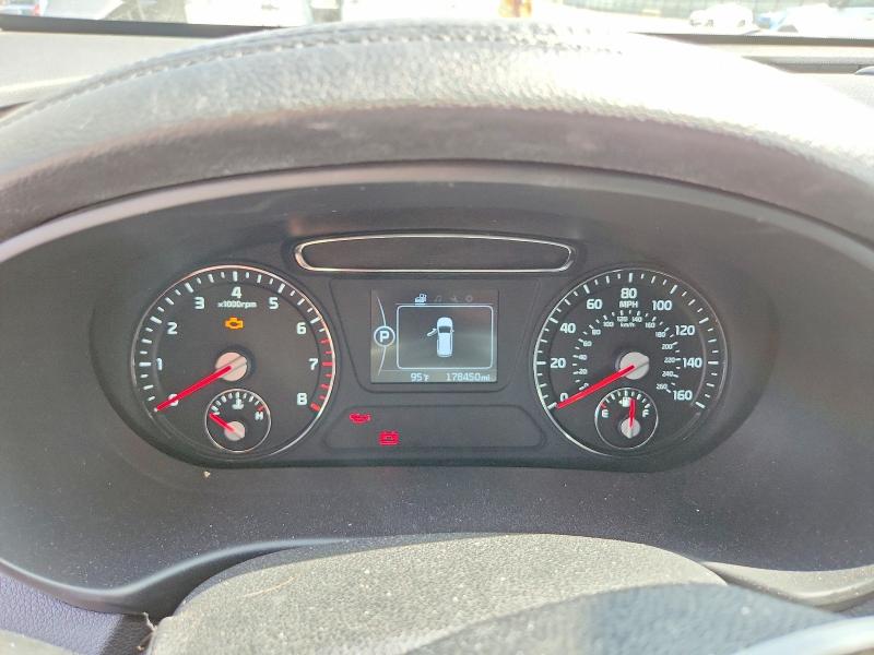 2016 Kia Sorento მანქანა იყიდება აუქციონზე, vin: 5XYPG4A39GG137484, აუქციონის ნომერი: 59143296