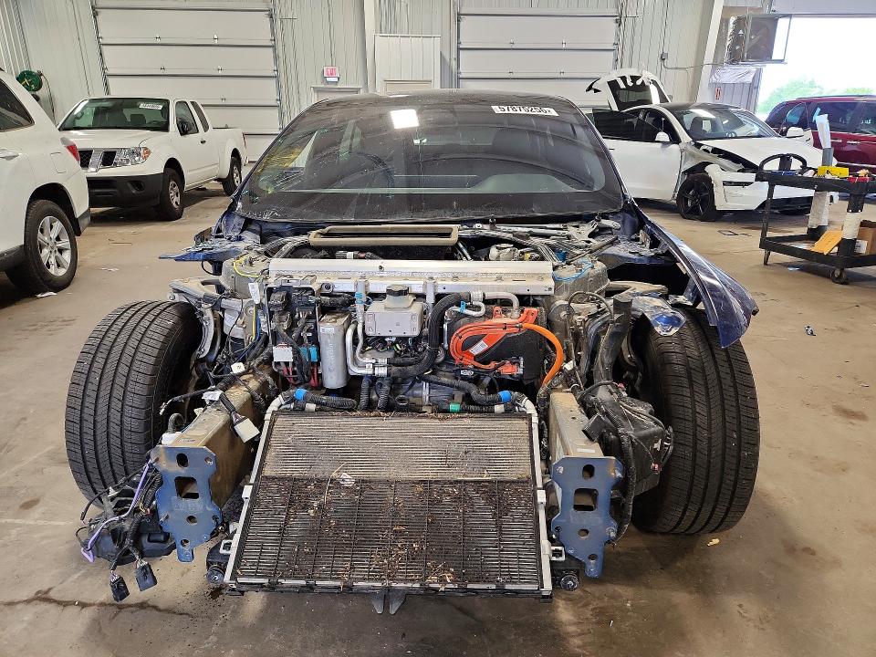Продажа на аукционе авто 2022 Tesla Model S, vin: 5YJSA1E51NF476833, номер лота: 57875256