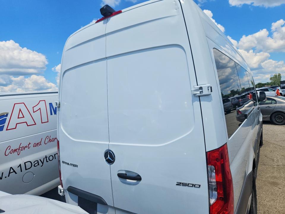 Продажа на аукционе авто 2020 Mercedes-benz Sprinter, vin: W1W40CHY7LT025742, номер лота: 57887826