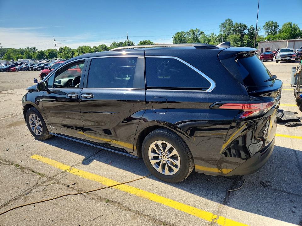 56517766 :رقم المزاد ، 5TDJRKEC6MS025660 vin ، 2021 Toyota Sienna مزاد بيع