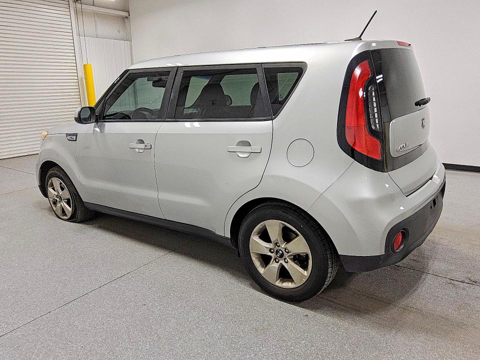 57248856 :رقم المزاد ، KNDJN2A2XJ7606562 vin ، 2018 Kia Soul مزاد بيع