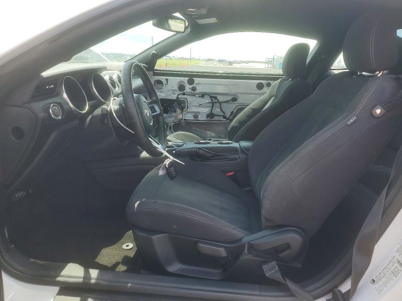 57395616 :رقم المزاد ، 1FA6P8TH6J5179189 vin ، 2018 Ford Mustang مزاد بيع