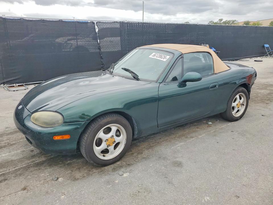 56128626 :رقم المزاد ، JM1NB3537X0111174 vin ، 1999 Mazda Mx-5 Miata مزاد بيع