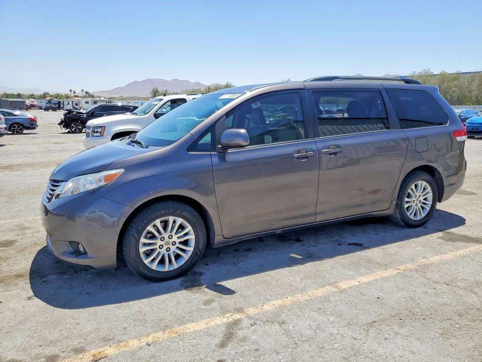 2012 Toyota Sienna მანქანა იყიდება აუქციონზე, vin: 5TDYK3DC0CS271029, აუქციონის ნომერი: 57170856