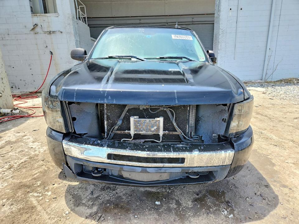 2010 Chevrolet Silverado მანქანა იყიდება აუქციონზე, vin: 1GCSKSE30AZ281618, აუქციონის ნომერი: 52939866