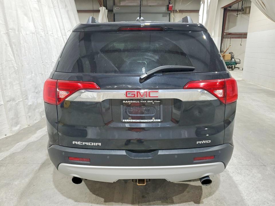56122626 :رقم المزاد ، 1GKKNULS4HZ223572 vin ، 2017 Gmc Acadia مزاد بيع