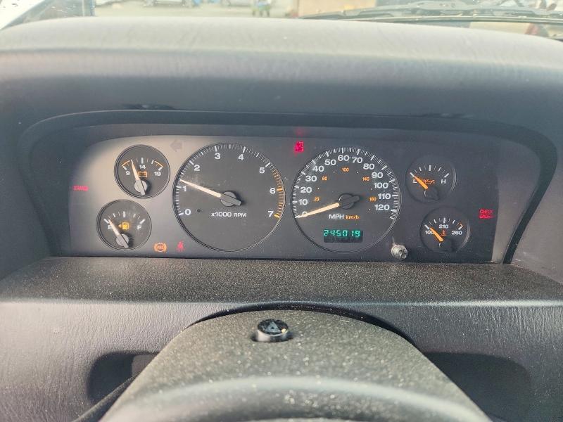 2003 Jeep Grand Cherokee მანქანა იყიდება აუქციონზე, vin: 1J4GW48S03C599828, აუქციონის ნომერი: 58004766