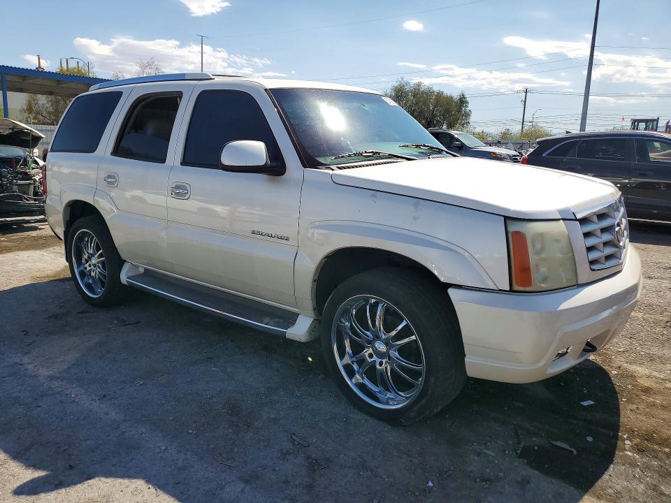 2002 Cadillac Escalade მანქანა იყიდება აუქციონზე, vin: 1GYEK63N22R111748, აუქციონის ნომერი: 57915236