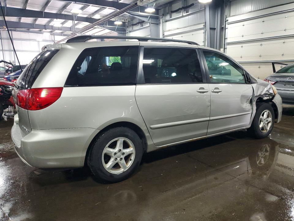 2006 Toyota Sienna მანქანა იყიდება აუქციონზე, vin: 5TDZA22C56S579533, აუქციონის ნომერი: 55635246