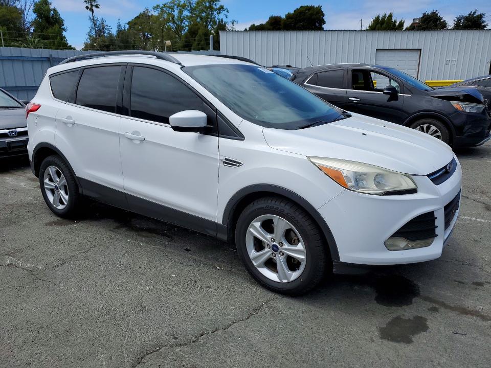 Продажа на аукционе авто 2016 Ford Escape, vin: 1FMCU0GX8GUB24164, номер лота: 58392186