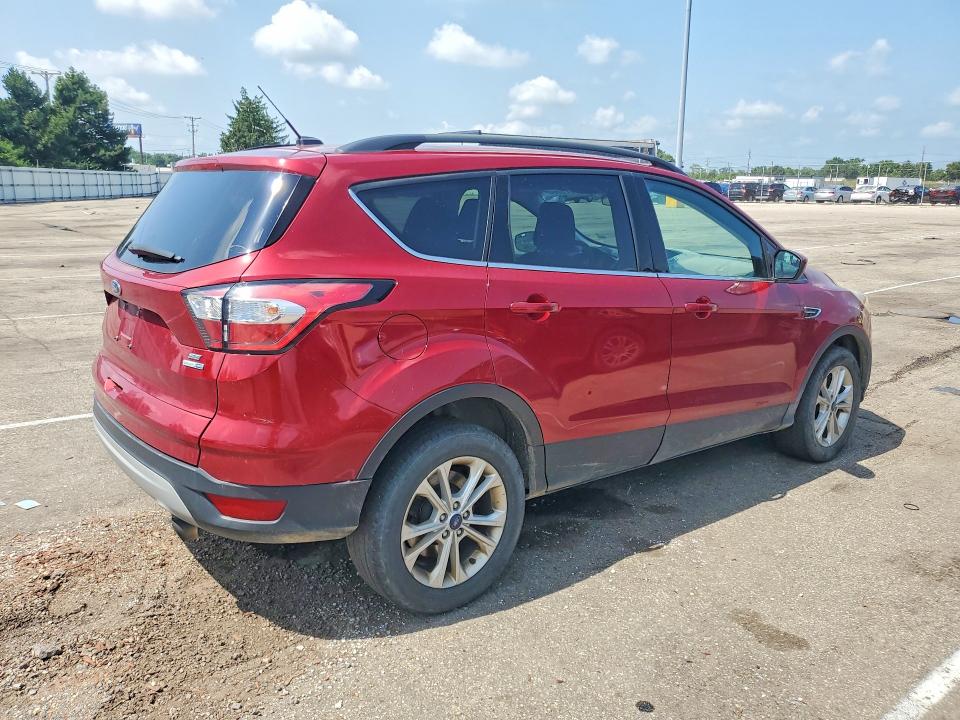 Продажа на аукционе авто 2018 Ford Escape, vin: 1FMCU9GD3JUC33598, номер лота: 85771885