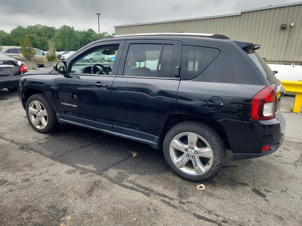 57618336 :رقم المزاد ، 1C4NJDCB2ED652819 vin ، 2014 Jeep Compass مزاد بيع