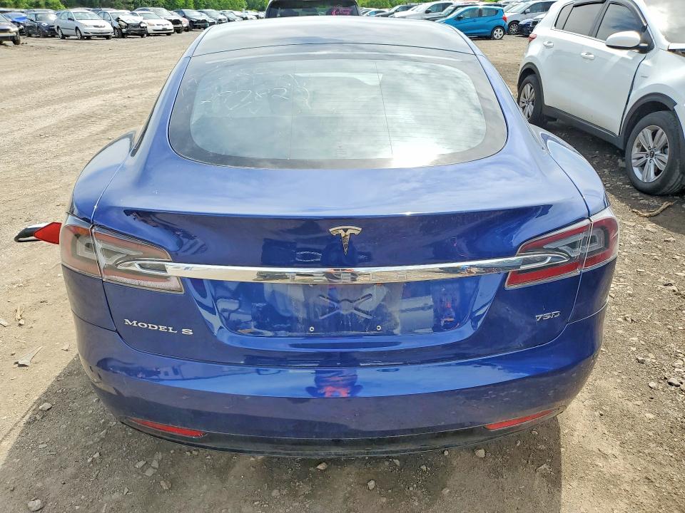 Продажа на аукционе авто 2018 Tesla Model S, vin: 5YJSA1E2XJF297822, номер лота: 57339586