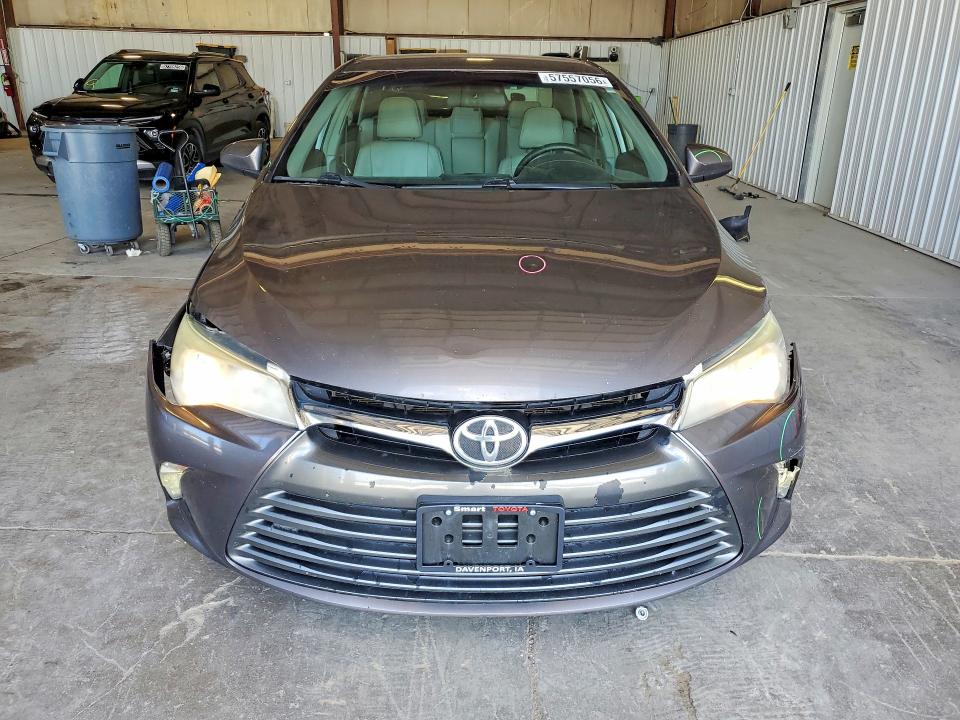 Aukcja sprzedaży 2015 Toyota Camry, vin: 4T4BF1FK7FR452794, numer aukcji: 57557056