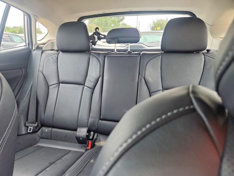 57412686 :رقم المزاد ، 4S3GTAU65J3716371 vin ، 2018 Subaru Impreza مزاد بيع