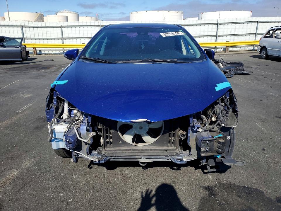 57206136 :رقم المزاد ، 2T1BURHE0JC060580 vin ، 2018 Toyota Corolla مزاد بيع