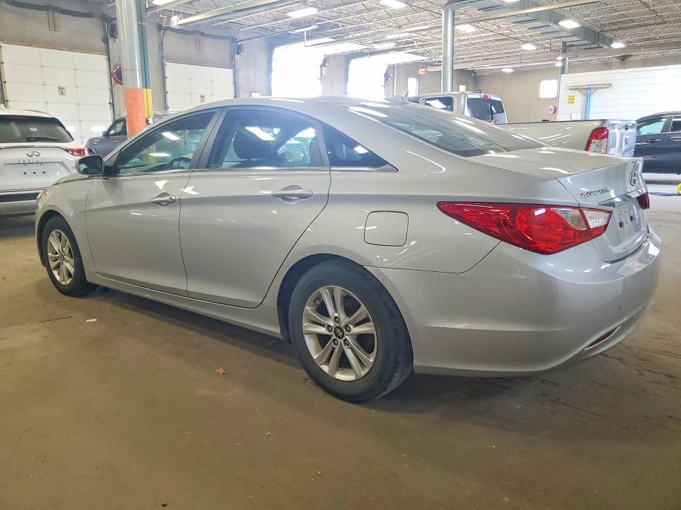 55841006 :رقم المزاد ، 5NPEB4AC2BH083680 vin ، 2011 Hyundai Sonata مزاد بيع