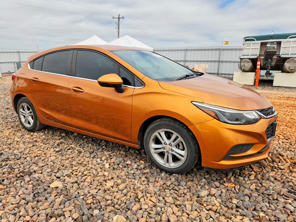 Aukcja sprzedaży 2017 Chevrolet Cruze, vin: 3G1BE6SM6HS561975, numer aukcji: 58601926