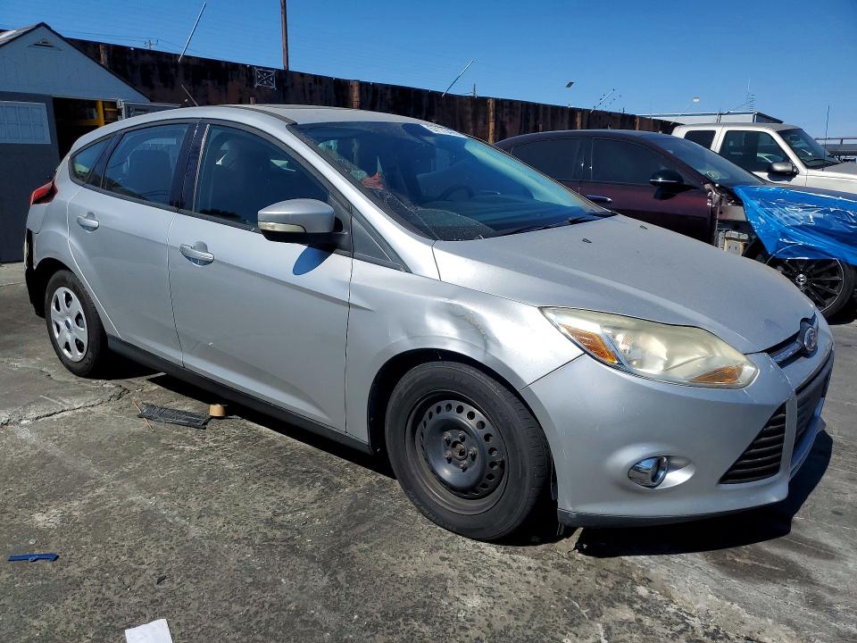 2013 Ford Focus მანქანა იყიდება აუქციონზე, vin: 1FADP3K23DL214035, აუქციონის ნომერი: 57175426