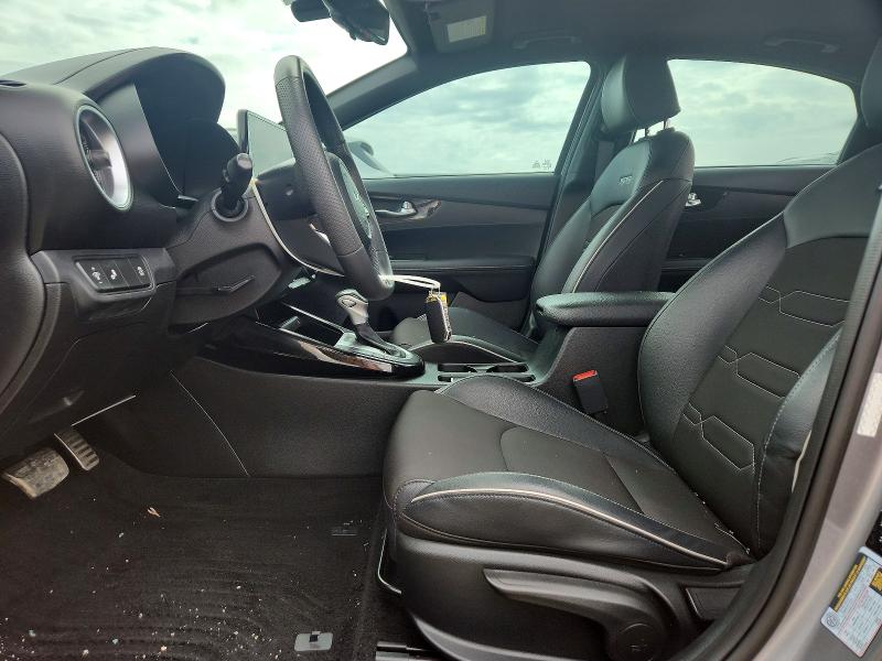 2023 Kia Forte მანქანა იყიდება აუქციონზე, vin: 3KPF54AD4PE581170, აუქციონის ნომერი: 57043356