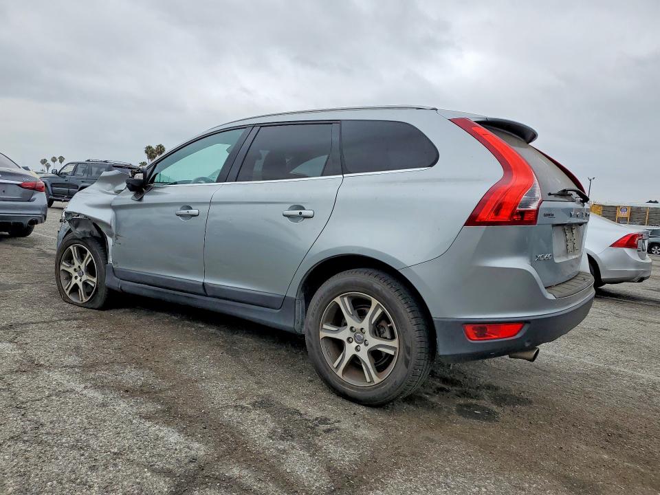 56840786 :رقم المزاد ، YV4902DZ5D2428259 vin ، 2013 Volvo Xc60 مزاد بيع