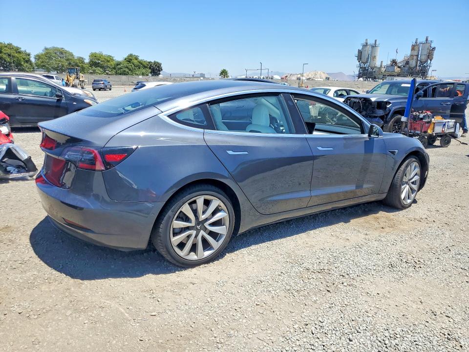 Aukcja sprzedaży 2018 Tesla Model 3, vin: 5YJ3E1EBXJF097239, numer aukcji: 58219406