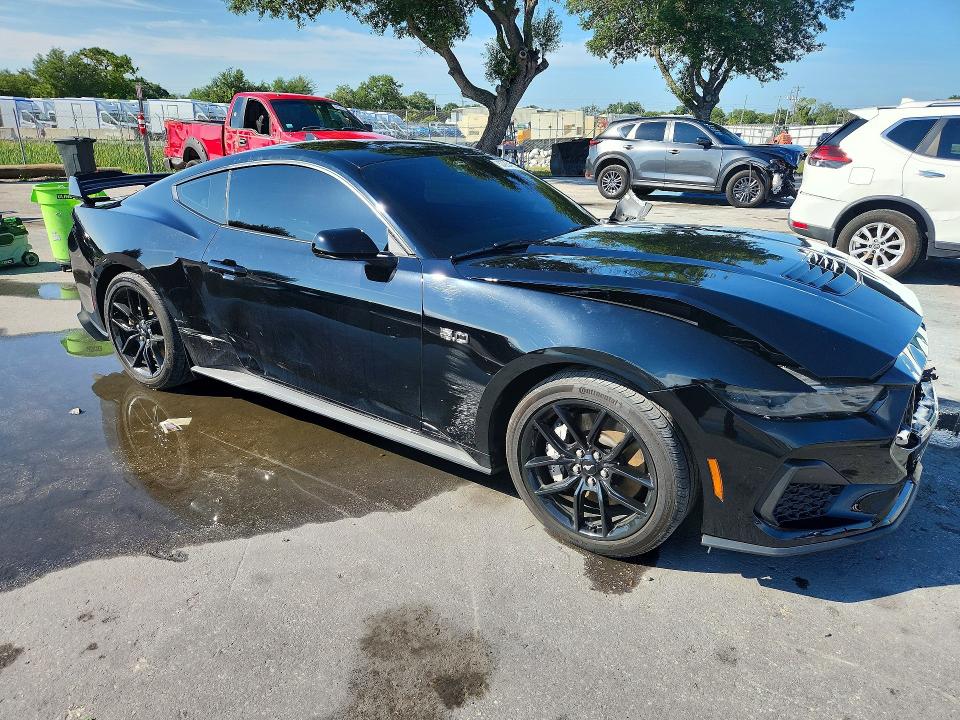 2024 Ford Mustang მანქანა იყიდება აუქციონზე, vin: 1FA6P8CF9R5435884, აუქციონის ნომერი: 57254936