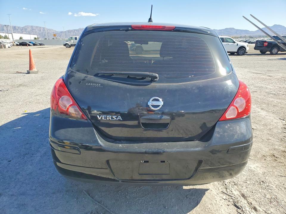 57404156 :رقم المزاد ، 3N1BC13E18L363941 vin ، 2008 Nissan Versa مزاد بيع