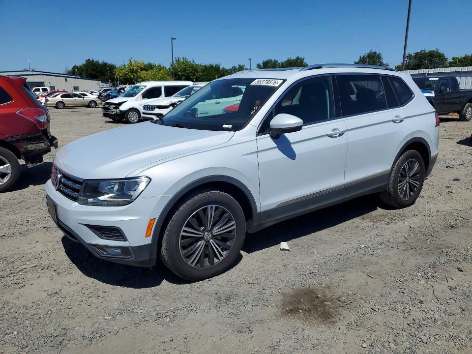 55379876 :رقم المزاد ، 3VV3B7AX4JM194138 vin ، 2018 Volkswagen Tiguan مزاد بيع